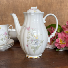 CAFETERA DE PORCELANA VERBANO 17 CM DE ALTO en internet