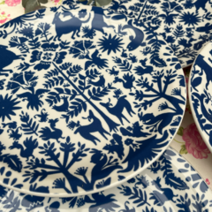 6 PLATOS PLAYOS OTOMÍ DE PORCELANA DE 26 CM DE DIÁMETRO - María Historieta