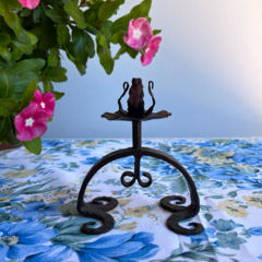 ANTIGUO CANDELABRO DE HIERRO