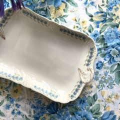 FUENTE DE PORCELANA HAAS & CZJZEK DE 39,5 CM X 25 CM - María Historieta