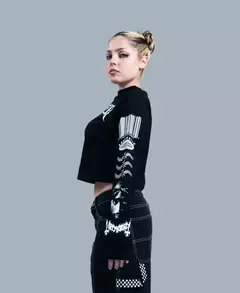 POLERA GOTHIC HK en internet
