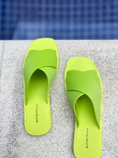 Confort | Chinelo rasteira - Royalty Shoes