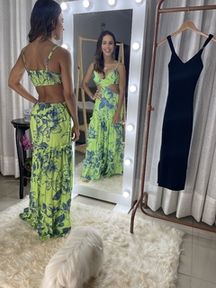 VESTIDO FLORA na internet