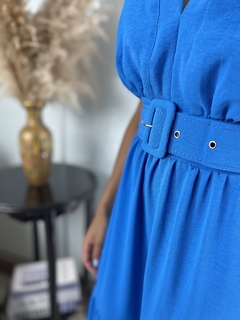 VESTIDO COM CINTO na internet