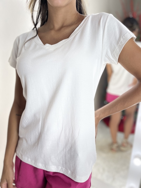 CAMISETA BÁSICA