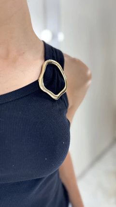 BLUSA CANELADA ARGOLA