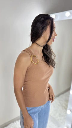 BLUSA CANELADA ARGOLA na internet