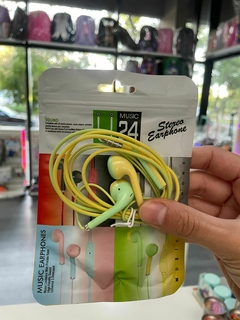 Auriculares de cable U24 - comprar online