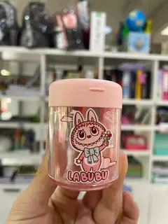 Sacapuntas Labubu en internet
