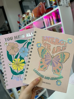 Cuaderno MOOVING 16x21 tapa dura 80 hojas COMO QUIERES