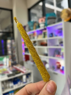 Velas doradas con brillo x unidad