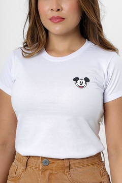 T-shirt Mickey com estampa atrás Branca na internet