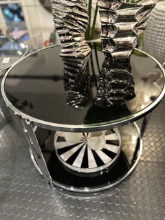 Imagen de Mesa en acero y vidrio negro