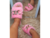 Pantufa Feminina Pelúcia com Corrente Rosa Chiclet