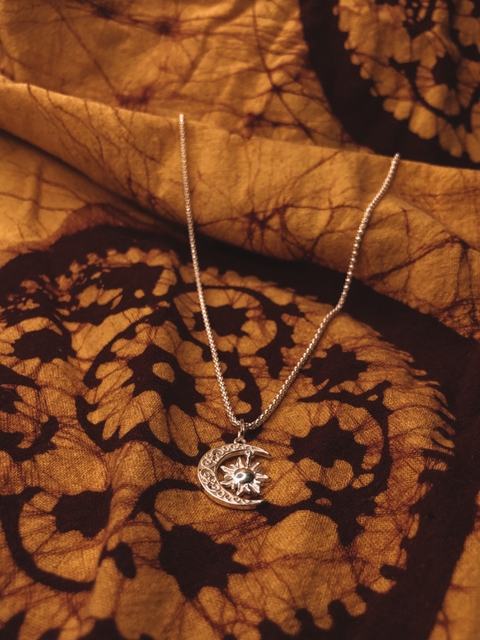 Colar Místico Sol e Lua