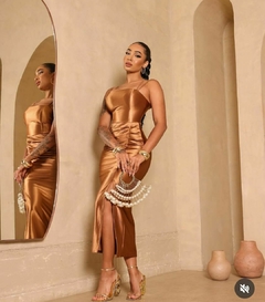 VESTIDO ACETINADO COM BOJO JENIFER