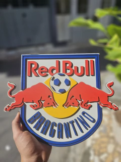 Escudo do Red Bull Bragantino em Alto Relevo Médio e Grande na internet