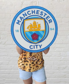 Escudo do Manchester City em Alto Relevo Médio e Grande - comprar online