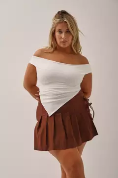Top cuello bote