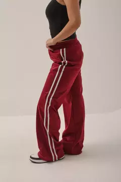 Pantalón deportivo en internet