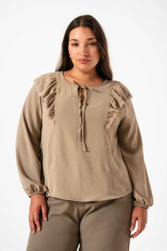Blusa volados