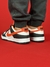 Nike dunk low branco preto e laranja na internet