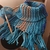 Gola em tricô, macia e fofinha. Slow fashion. Handmade.