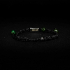 Pulseira de Macramê Preta com Pedra Olho de Tigre Verde na internet