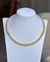 Colar torcido dourado - S - comprar online