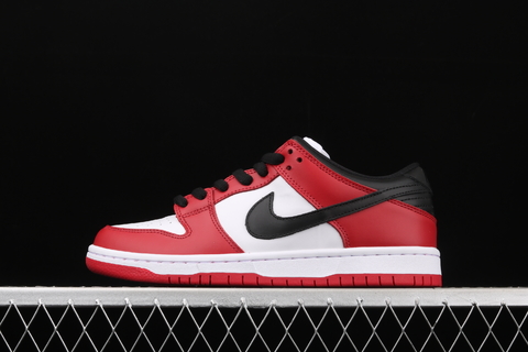 Nike SB Dunk Low Pro ‘Chicago’