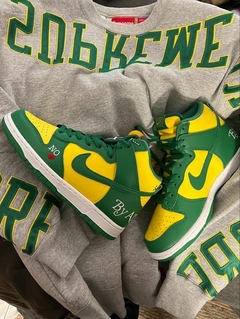 SB DUNK HIGH "SUPREME BYANY MEANS BRASIL" - comprar online