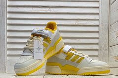 FORUM LOW "HAZY YELLOW" - comprar online