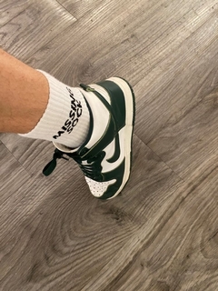 DUNK HIGH "SPARTAN GREEN" en internet