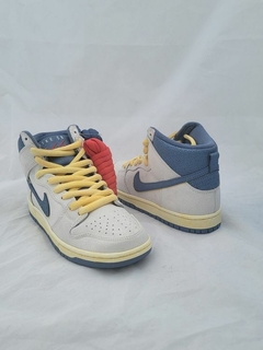 SB DUNK HIGH "ATLAS LOST AT SEA" en internet