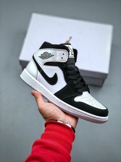 JORDAN 1 MID "DIAMOND SHORTS" - Sonder store