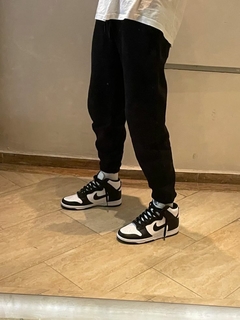 DUNK HIGH "PANDA" en internet