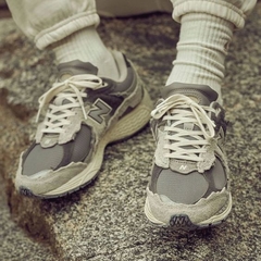 NEW BALANCE 2002R "PACK RAIN CLOUD" en internet