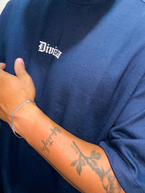 CAMISETA OVERSIZED GOTHIC