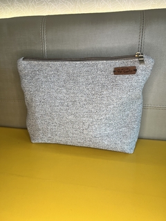 Imagem do Necessaire Clássica Linho