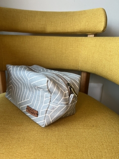 Necessaire Estojo