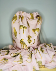 Mochilinha Eco Impermeável Bichano - loja online