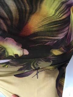 BLUSA FOLIC JERSEY - TAMANHO M - Newold Aquisição Brechó RJ