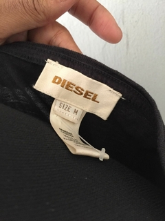 T-SHIRT DIESEL ORIGINAL - TAMANHO M - Newold Aquisição Brechó RJ