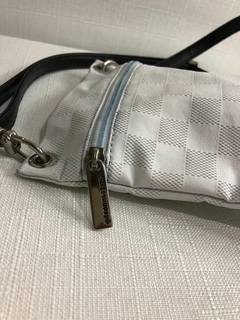 BOLSA GILSON MARTINS BRANCA EM COURO - loja online