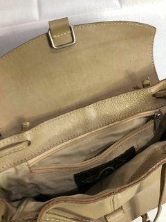 Imagem do MOCHILA DE COURO ANTONELLA - BEGE