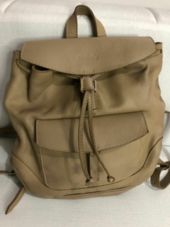 MOCHILA DE COURO ANTONELLA - BEGE - loja online