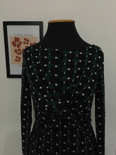 VESTIDO PRETO ESTAMPADO MARIA FILÓ - TAMANHO G - comprar online