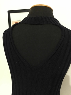 BLUSA AZUL MARINHO DE TRICOT DECOTE COSTAS MERCATTO - TAMANHO ÚNICO - Newold Aquisição Brechó RJ