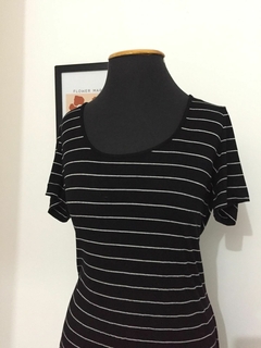VESTIDO LISTRADO CALVIN KLEIN - TAMANHO M - comprar online