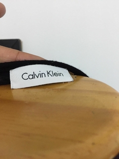VESTIDO LISTRADO CALVIN KLEIN - TAMANHO M na internet